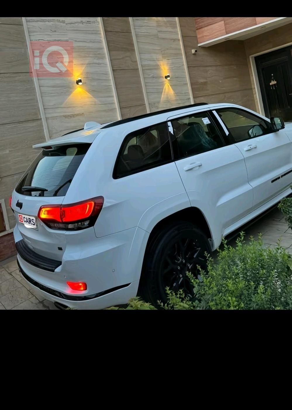 جيب جراند شيروكي